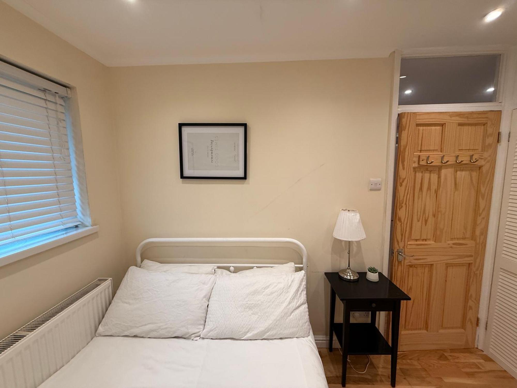 Two Bedroom Flat In The Heart Of London Exterior photo